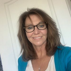 Meet your Posher, Tina